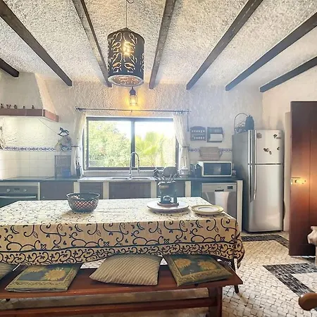 Villa Casa Do Vale-villa With Private Pool And Garden Palmela