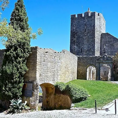 Casa Do Vale-villa With Private Pool And Garden Palmela